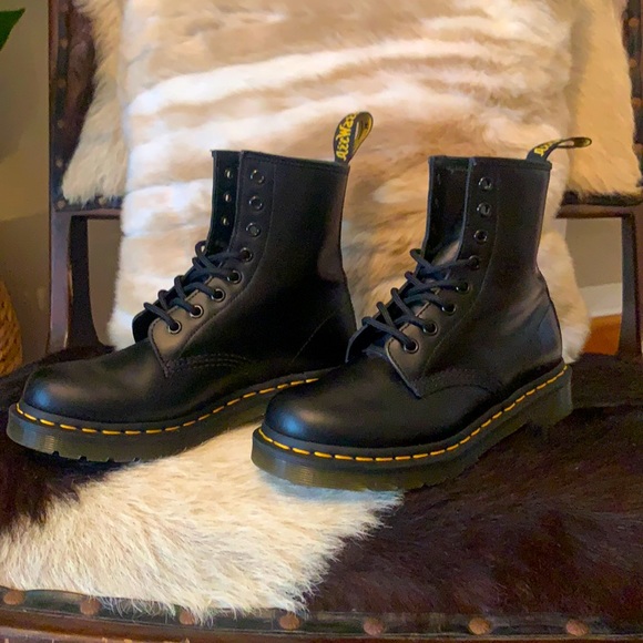 Boots - Picture 1 of 4